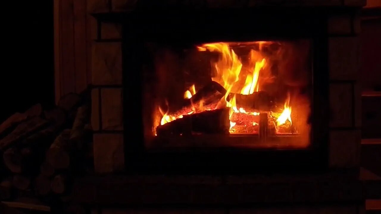 Listen to cozy fire embers and burning firewood in an amazing fireplace | Fire Ambient Atmosphere