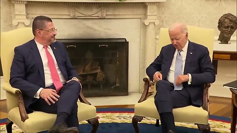 Biden Opens Meeting With Costa Rican President By Stumbling Through Remarks Entirely From Notecard
