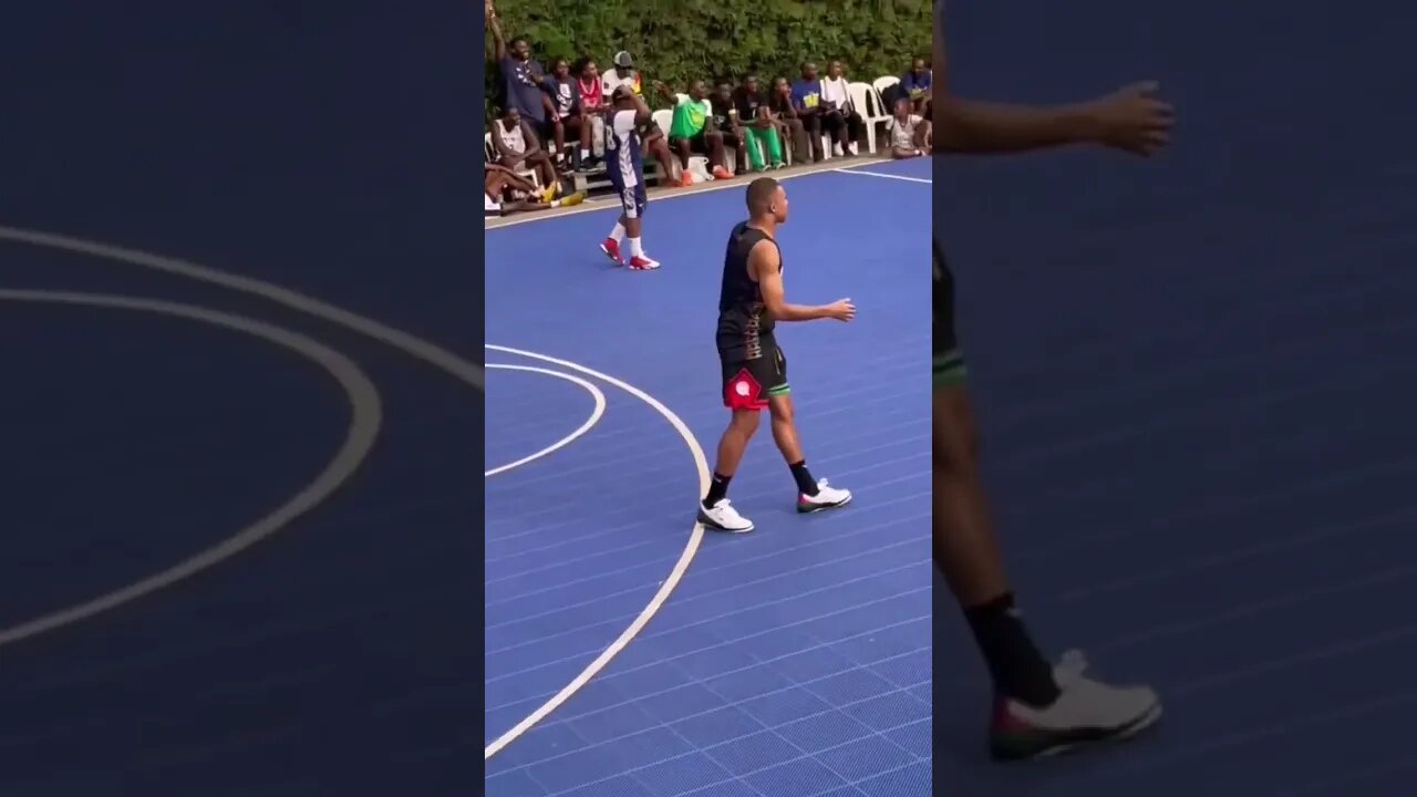 Kilian Mbappe Basketball Cameroun Abeille 🐝 Flore De Lille Veuve Joyeuse s'émanciper et d'être libre