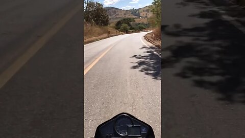 A descida é longa #moto #motovlog #lugares #brasil #viagens #videostatus #eua #shortsviral #br #top