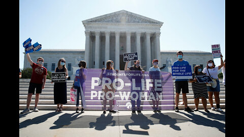 Leaked SCOTUS Opinion Shows Court Likely to Overturn Roe V Wade