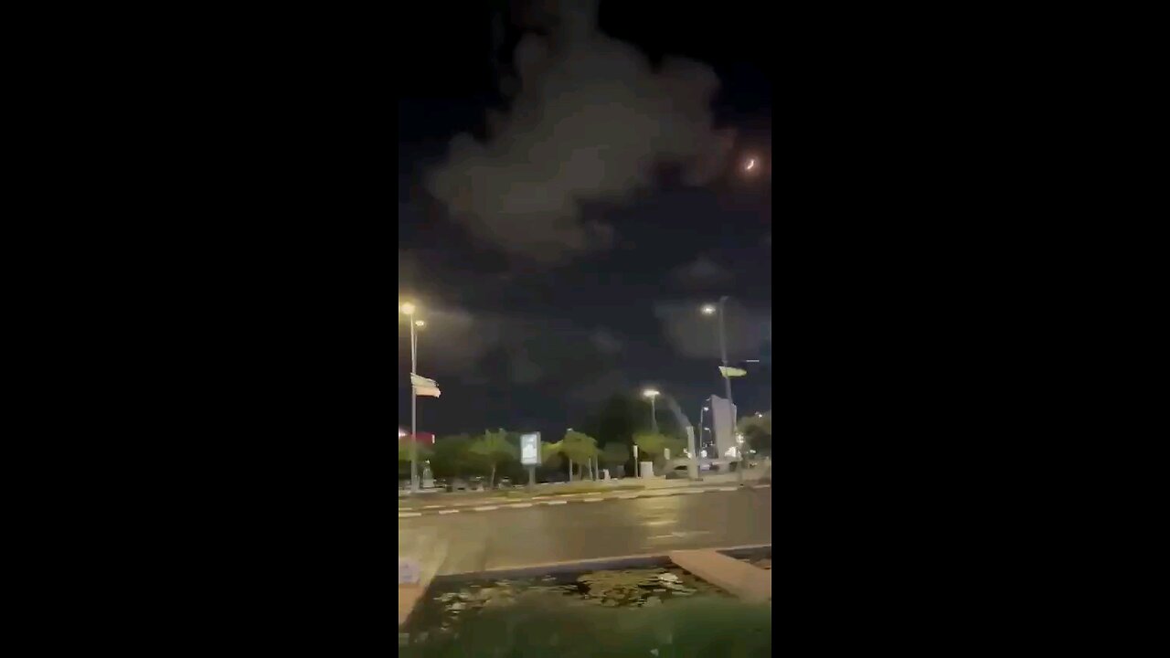 Ayalon Mall bombed in Israel.