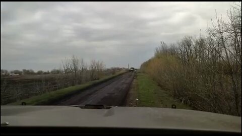Russian battle group with "O" markings redeploying to Ukraine