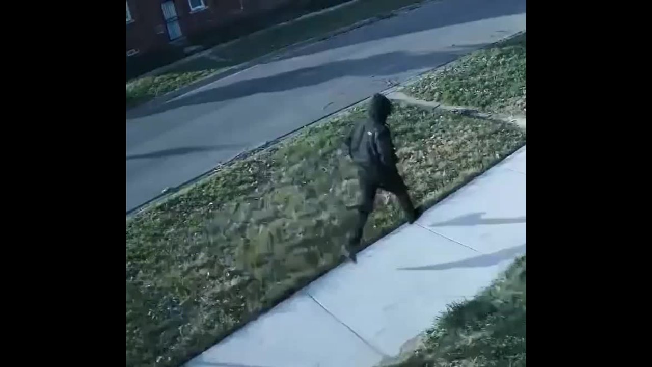 Suspect wanted in connection to double shooting on Detroit's east sideDetroit Police need help finding a suspect and vehicle connected to a double shooting that happened on the city's east side.