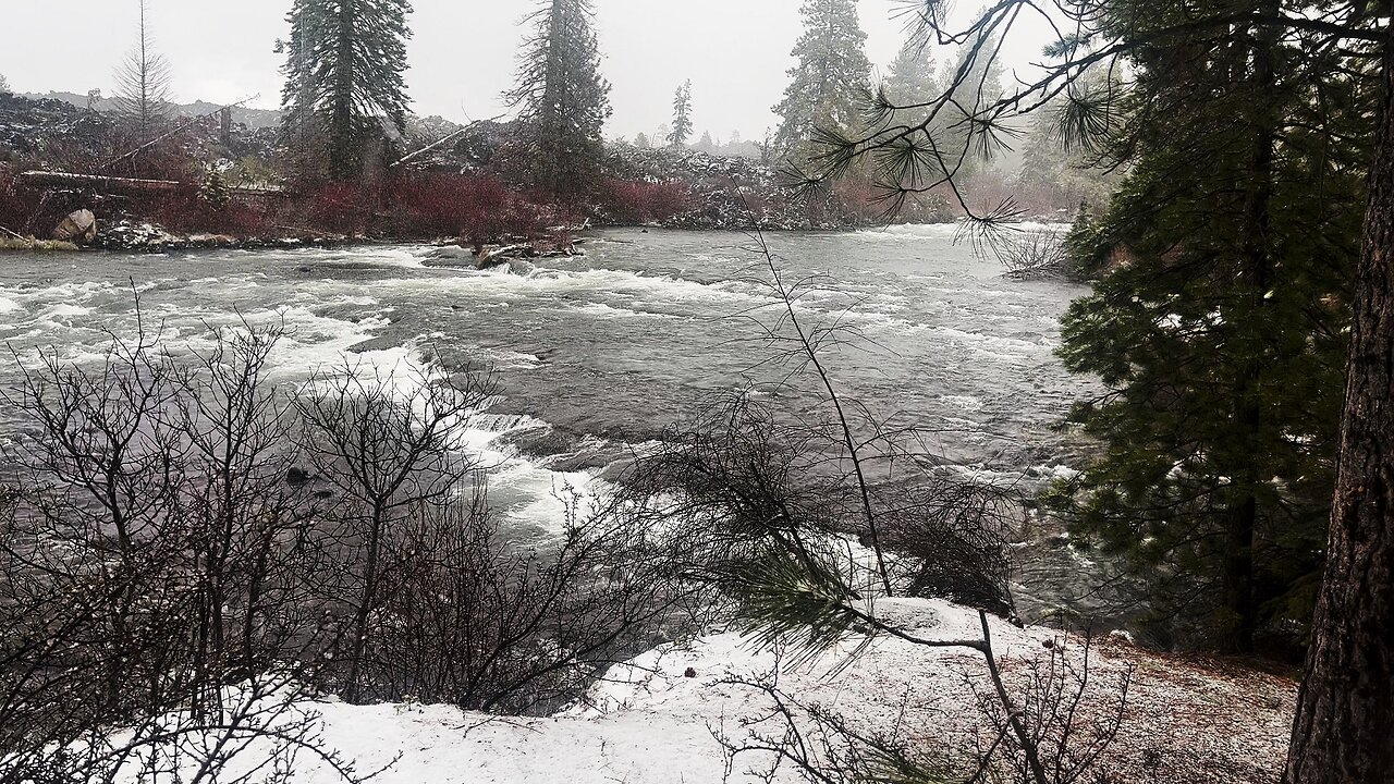 FREAK HEAVY HAIL STORM Hiking Deschutes River Trail Lava Rock Volcanic Wonderland! Central Oregon 4K