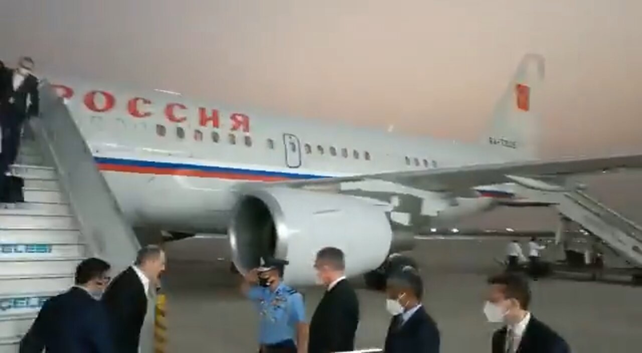 Russia's Foreign Minister Sergey Lavrov has arrived in New #Delhi for a visit.