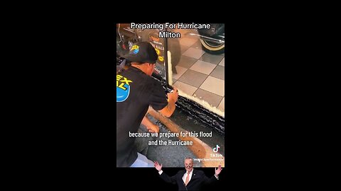 Floridans prepare for the worst as many tries to save his business