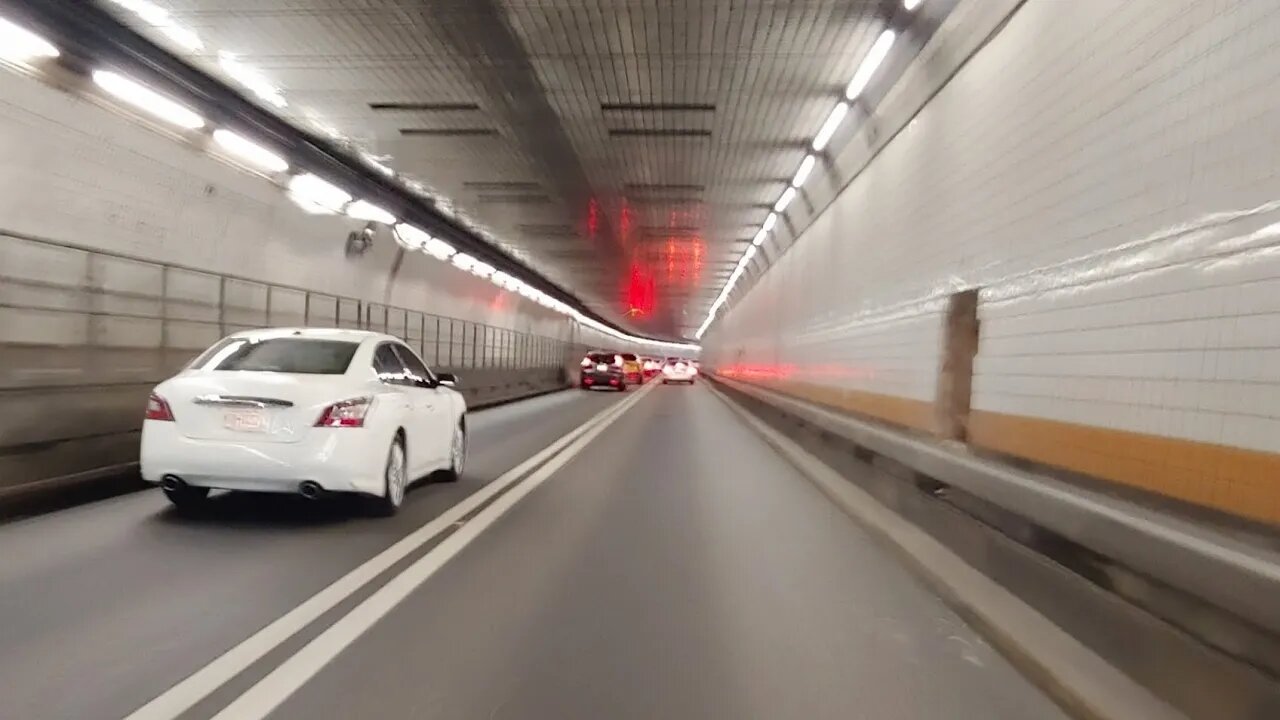 Cafe Racer in Holland Tunnel NYC to NJ