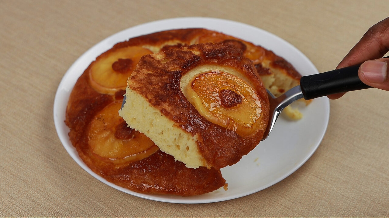 Delicious skillet apple pie! super easy and tasty