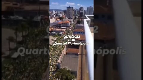 🇧🇷 Brasil - Miles de patriotas frente al cuartel militar de Florianópolis, Santa Catarina