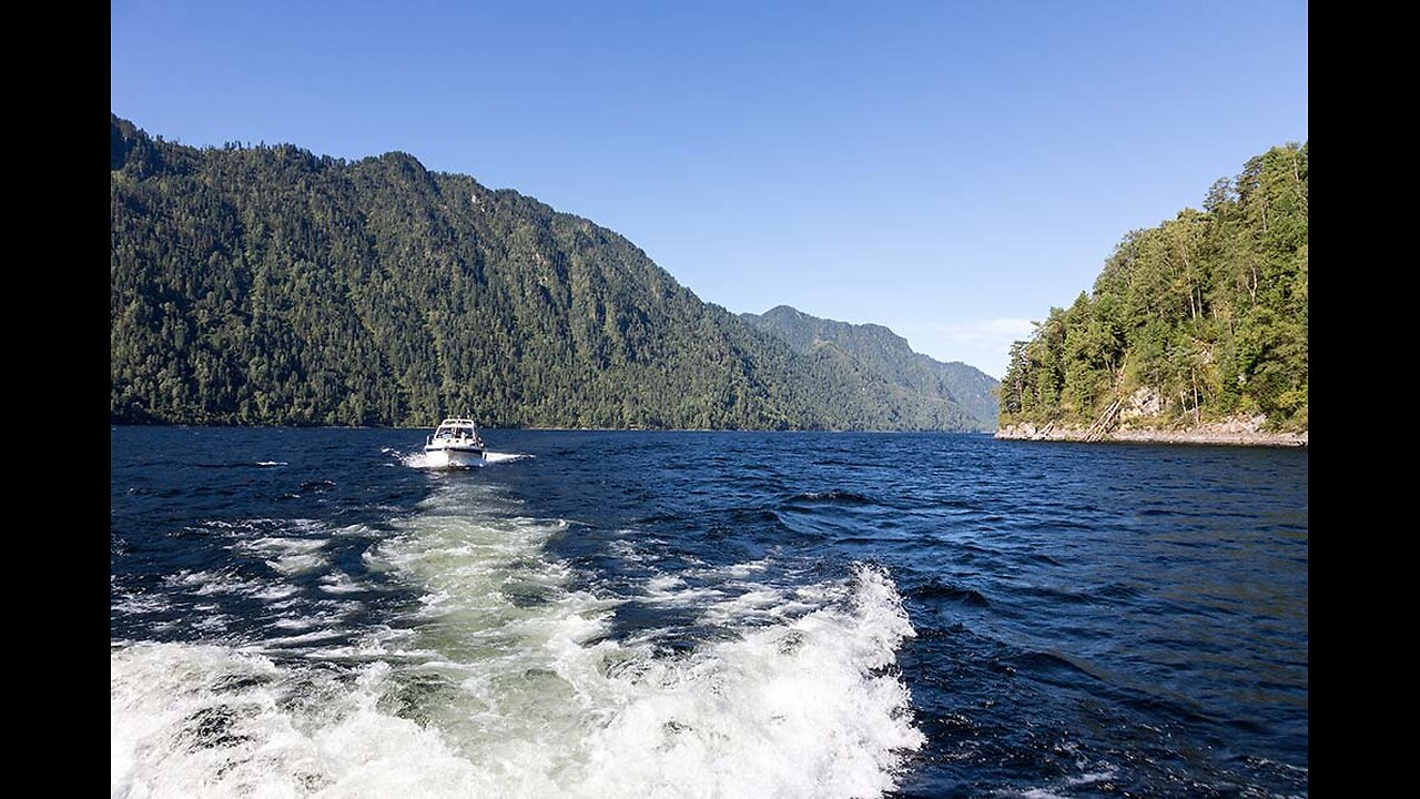 Altai Territory. A walk on the water