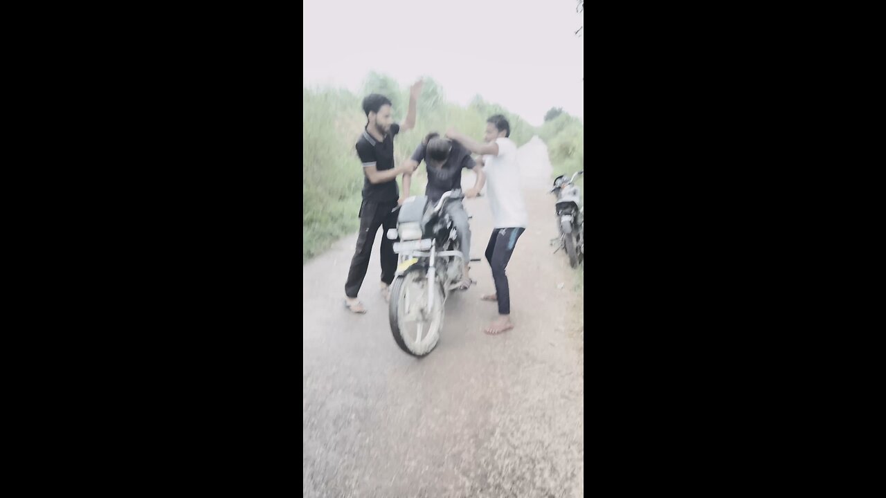 PHOTO BHE CLICK NAHI KARNA DATA HA SALA