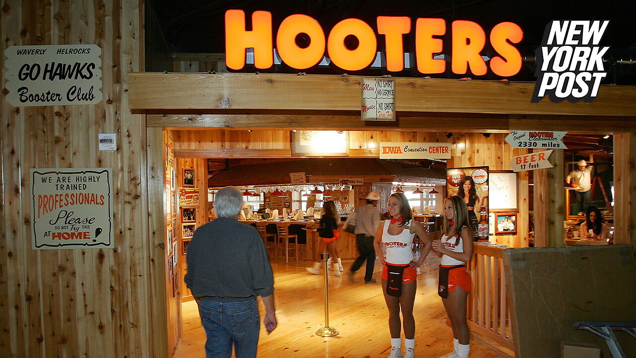 As a Hooters girl, wearing this one nerdy accessory earned me $702 in tips in one day — "maybe I should stop wearing contacts"