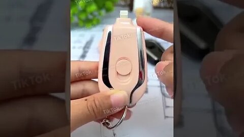 *Power Bank Keychain (type C/Type iPhone)