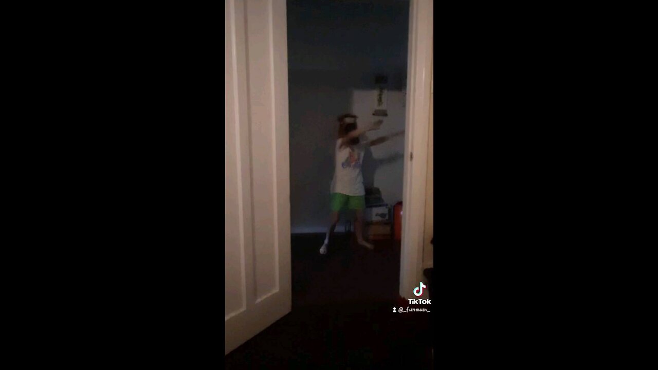 The dancing Horseman