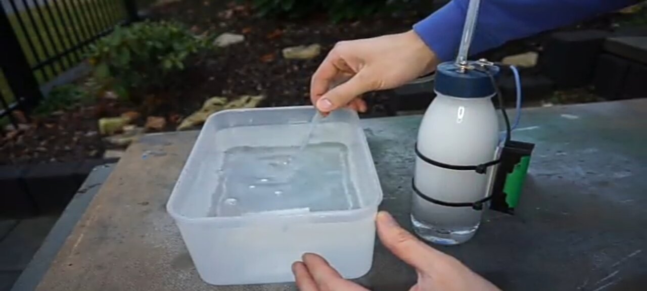 Making a Simple Hydrogen Generator from Washers