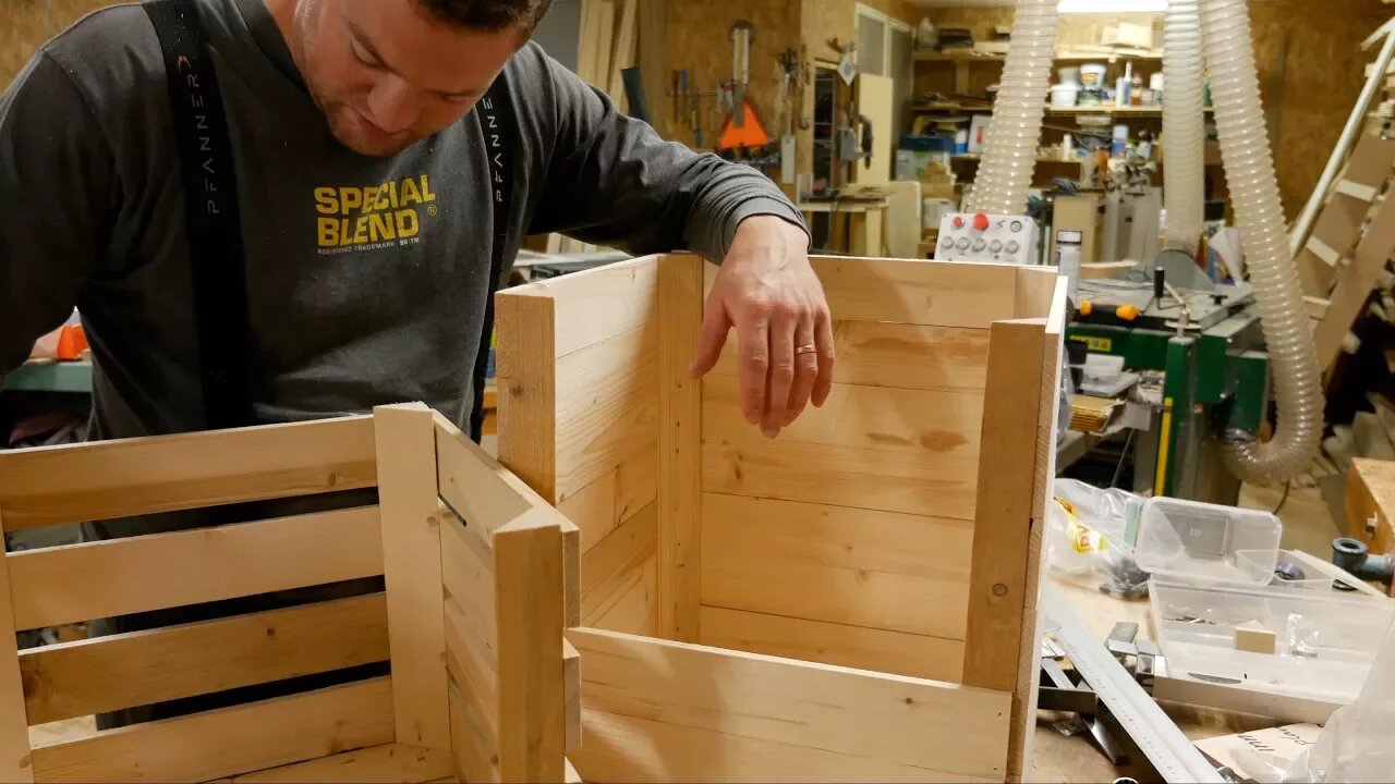 Wrong Nesting Boxes = Dirty Eggs - Here Is How To Build Them Right