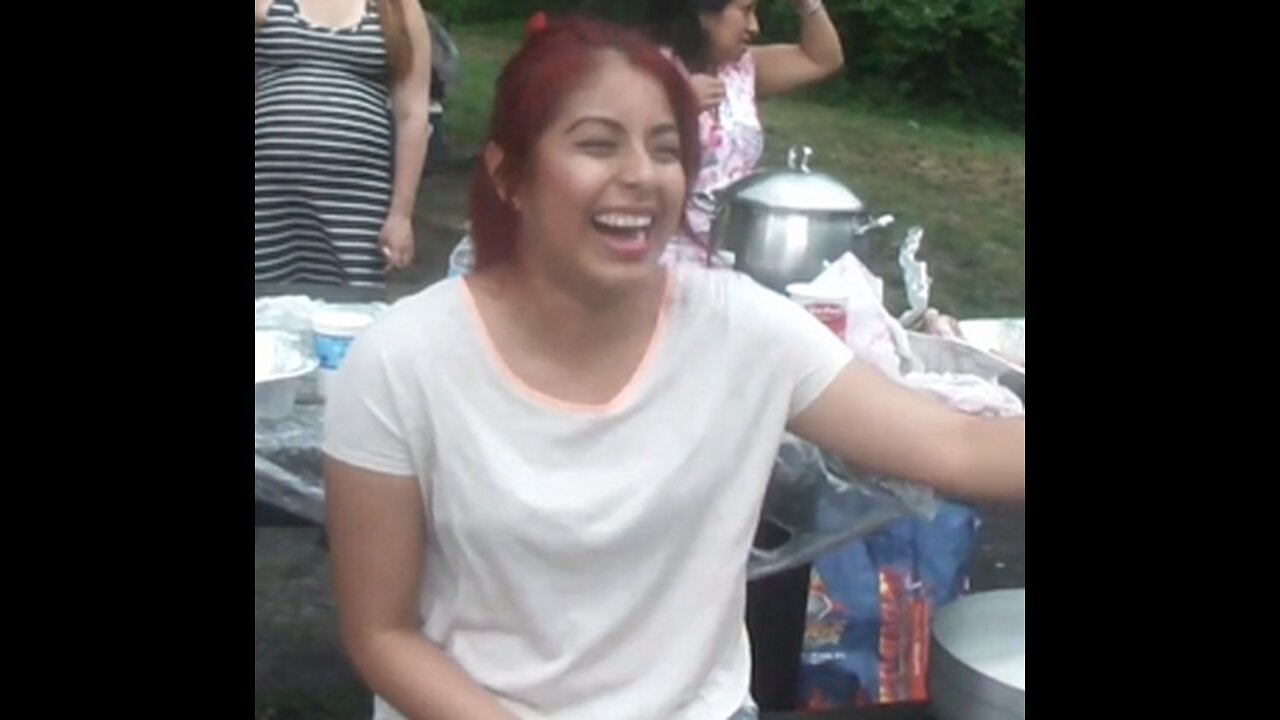 Luodong Massages Cute Mexican Girl In The Rain