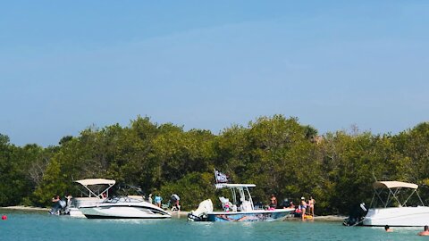 Boating around Stump Pass, Skiiers Alley