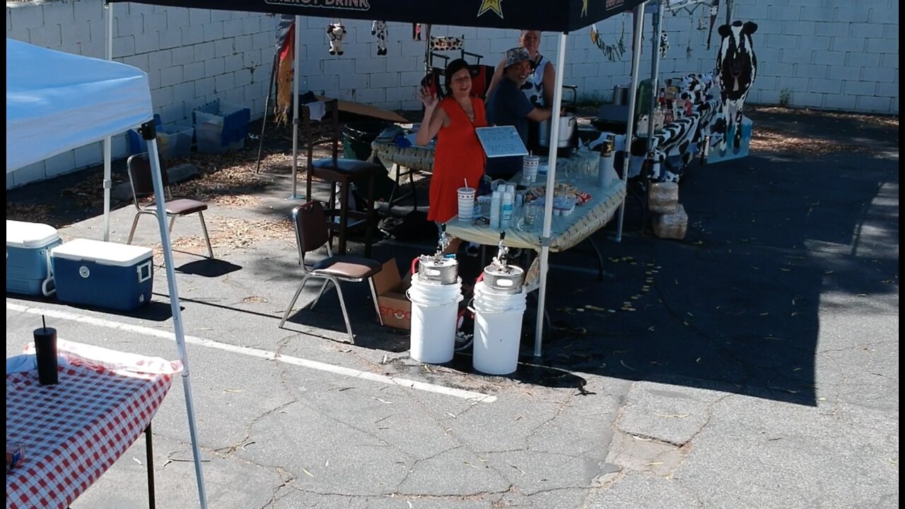 Flying into the Buena Park Moose Lodge Chili Cook Off