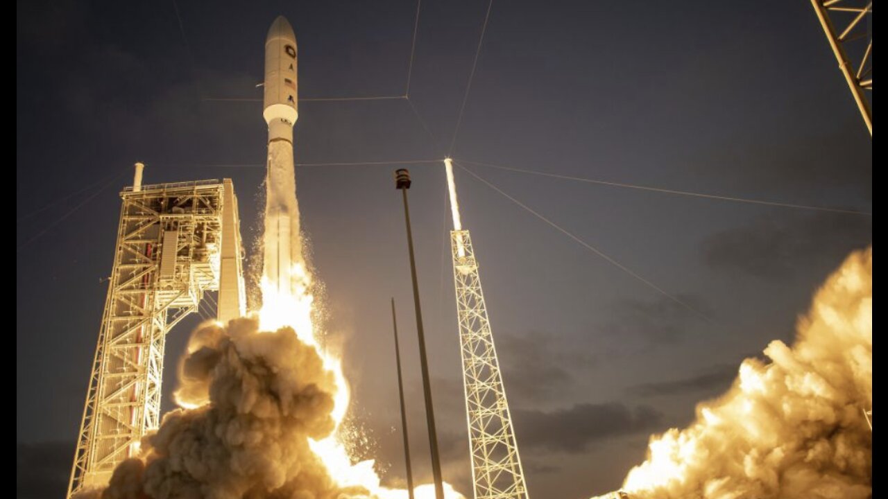 Sunset launch sends classified spy satellite to space