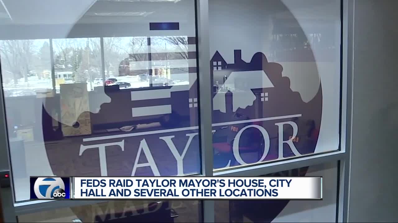 FBI agents raid Taylor City Hall in public corruption case, asking for public tips