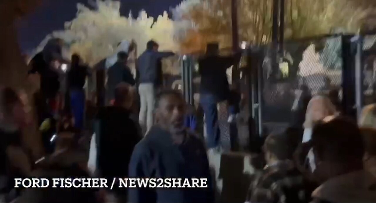 Palestinian protesters jump the fence to enter Kabalas rally, just like our border