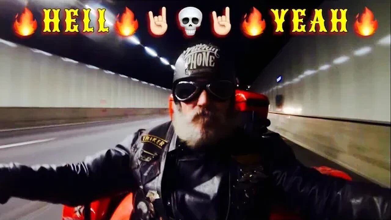 ROCK ON 🤘🏻💀🤘🏻 RIDE ON - Aussie Biker Just Rocking & Riding - Hell Yeah