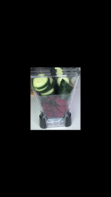 Juice to reduce inflammation, and lower blood pressure.#fitness #workout