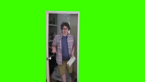 Maxmoefoe door green screen Mpgun com