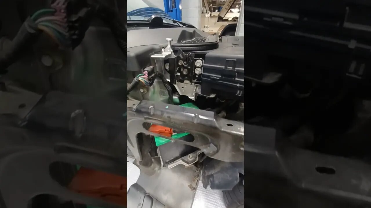 Who can guess what car I am working on?