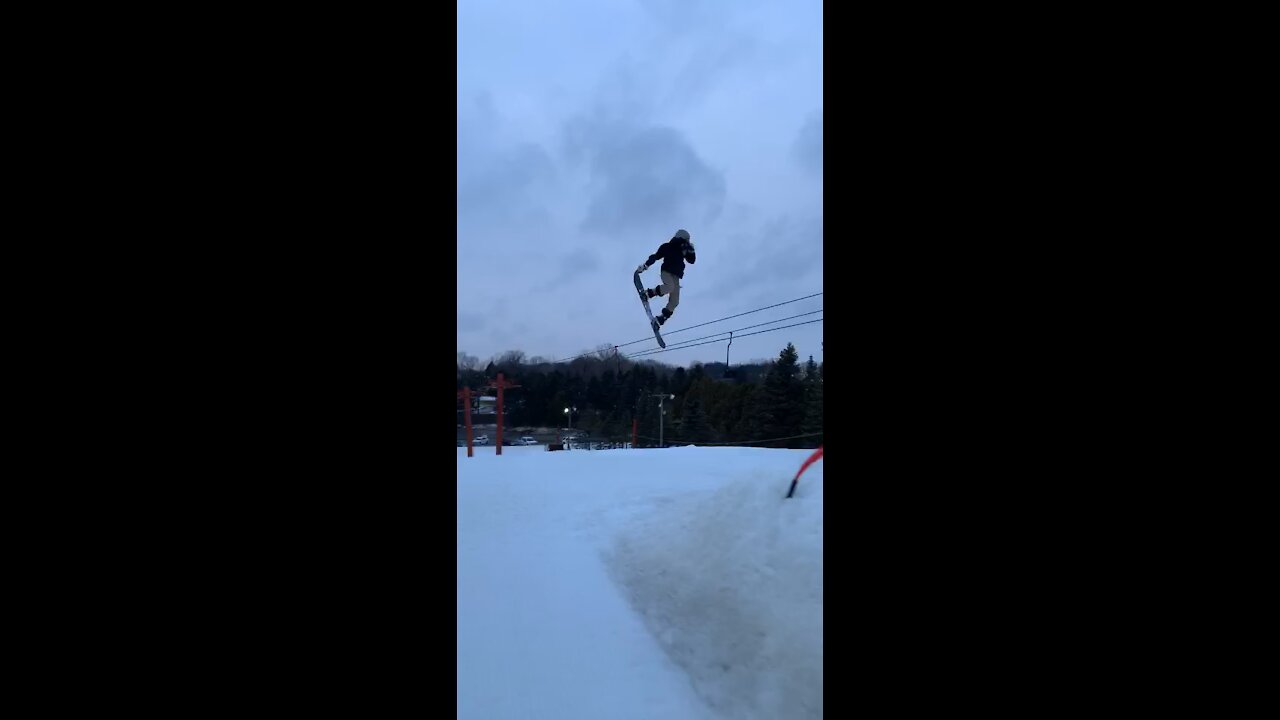 Snowboard jump