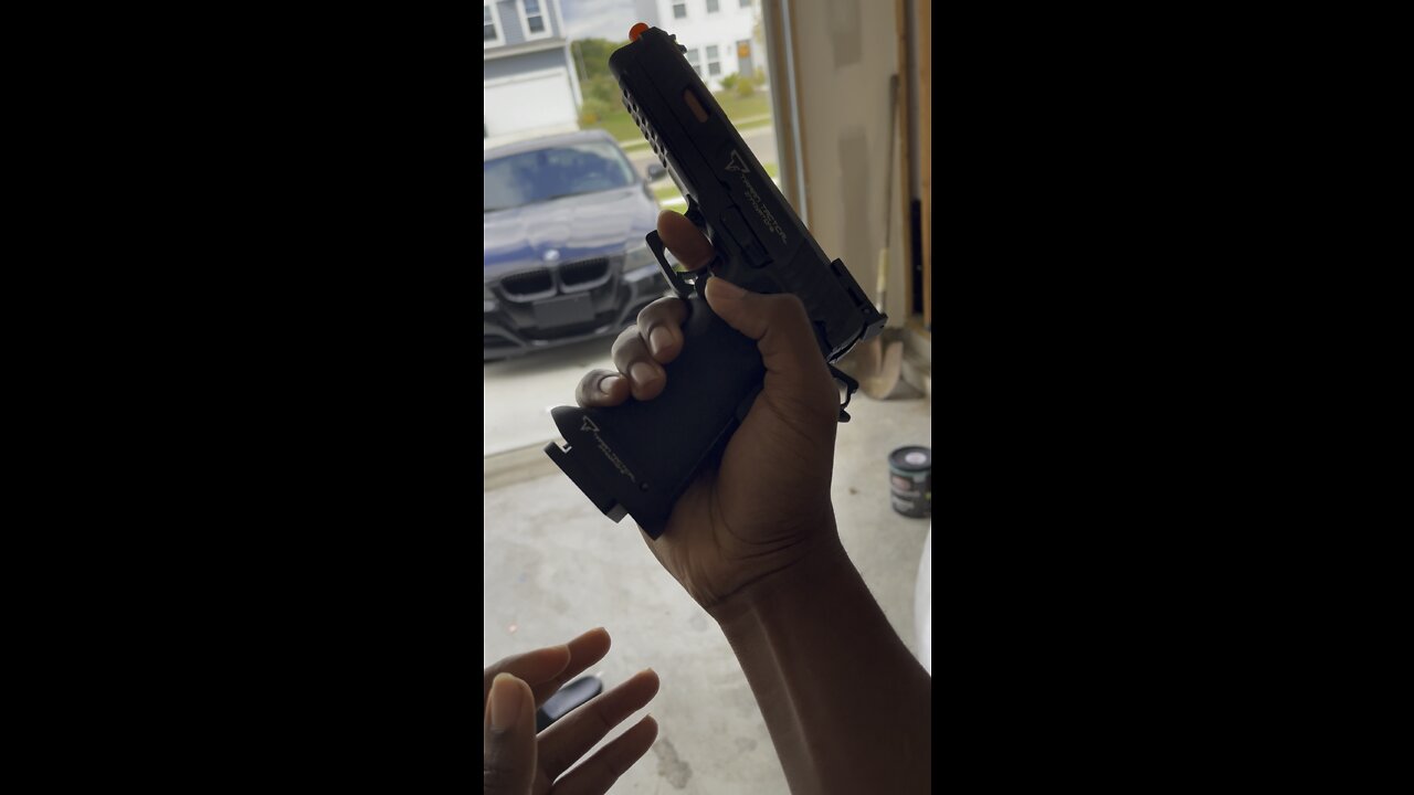 BMW windshield vs $215 airsoft gun #airsoft #gun