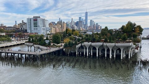 Walking Manhattan: Gansevoort Peninsula & Pier 57 Rooftop Park