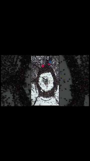 Drone view of the Toronto worldwide freedom rally at Queen’s Park yesterday. Via Seth Vane on IG
