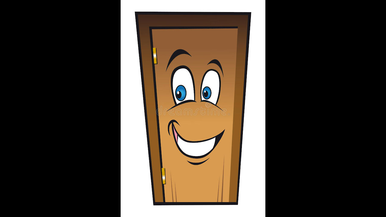 See the door how he laughs😳😳