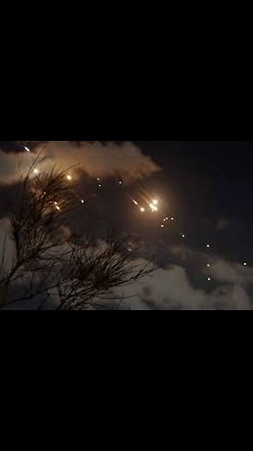 Israel : 180 missiles launched by Iran, reporting minor damage