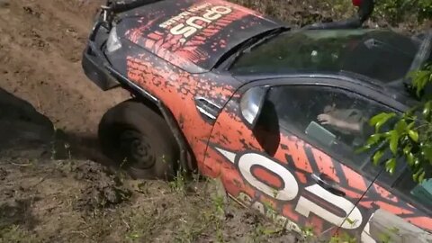 CAPE YORK MADNESS Which 4WD FLOATED ROOF DEEP RIVER CROSSING Old Telegraph Track in detail 2