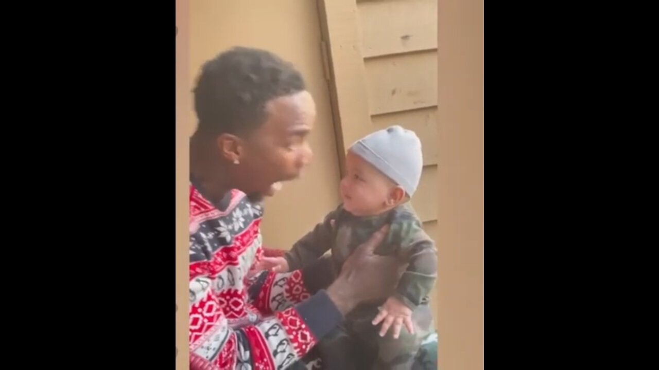 Precious moments babies show love to daddy Baby And Daddy Video