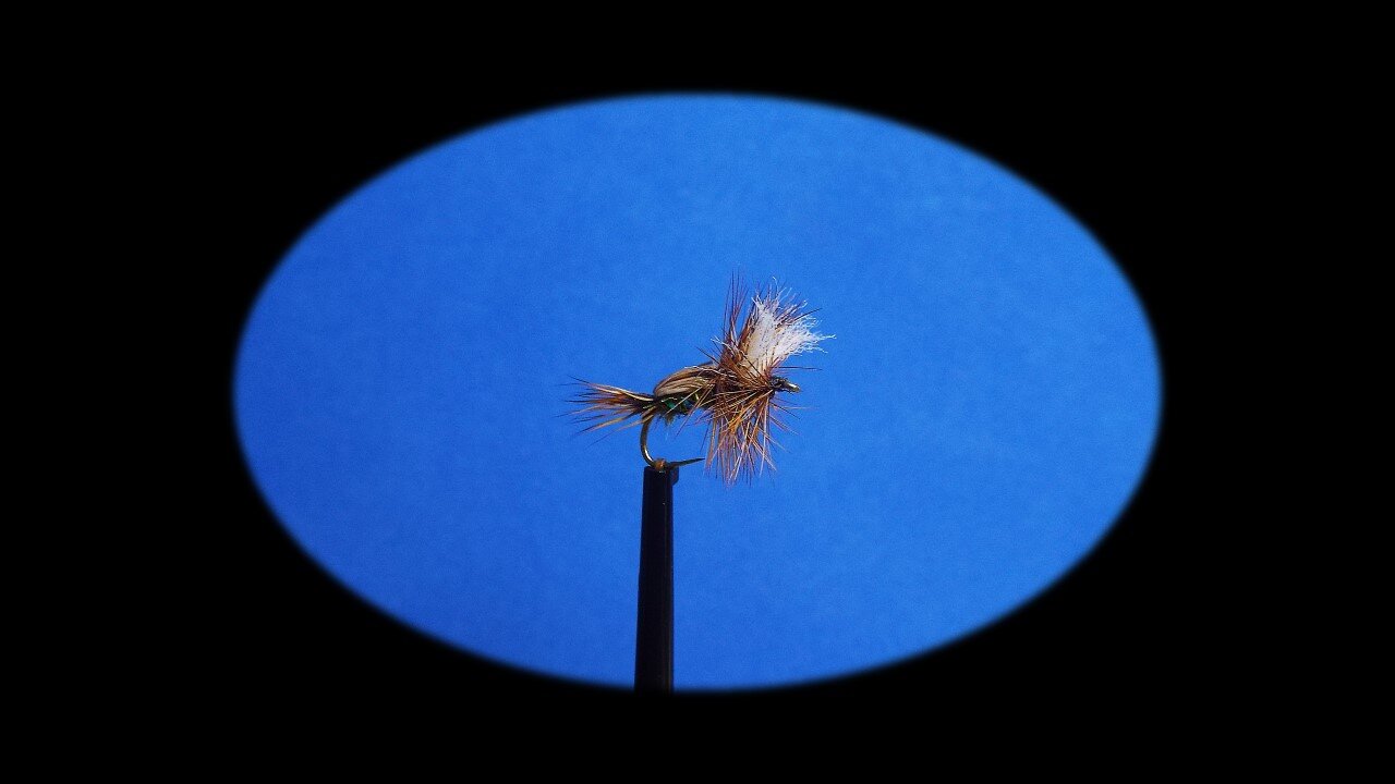 Polipropyllene Humpy Fly Pattern in Smaller Size with tying tips