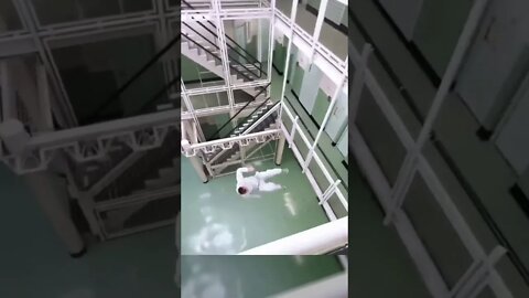 PRISON 🥁 JUMPING 😂