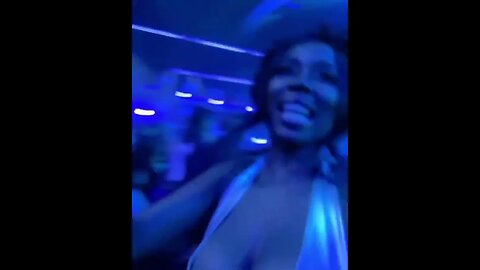 Kash Doll & Sexy Redd TURNT at bet Awards!