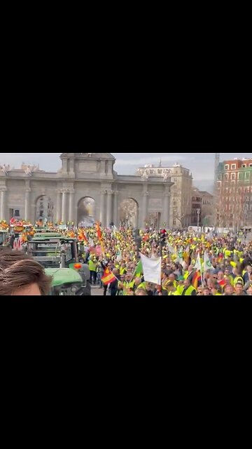 Massive farmer protest Madrid, Spain (21.02.2024)