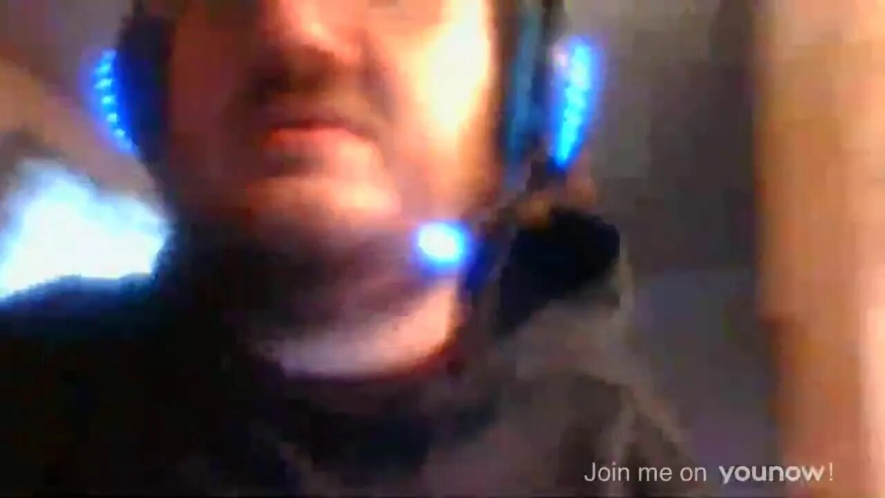 I'm LIVE on YouNow November 13, 2022