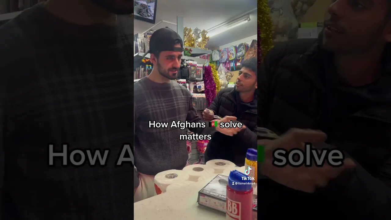 🇦🇫afghan solving problem inbetween #youtubeshorts #funnyvideo #uk #funnyshorts #subscribe #jokes