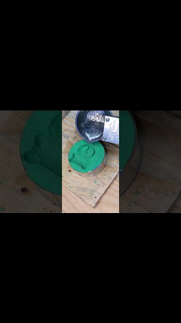 Metal Casting with Kinetic Sand #shorts #shortsfeed #kineticsand