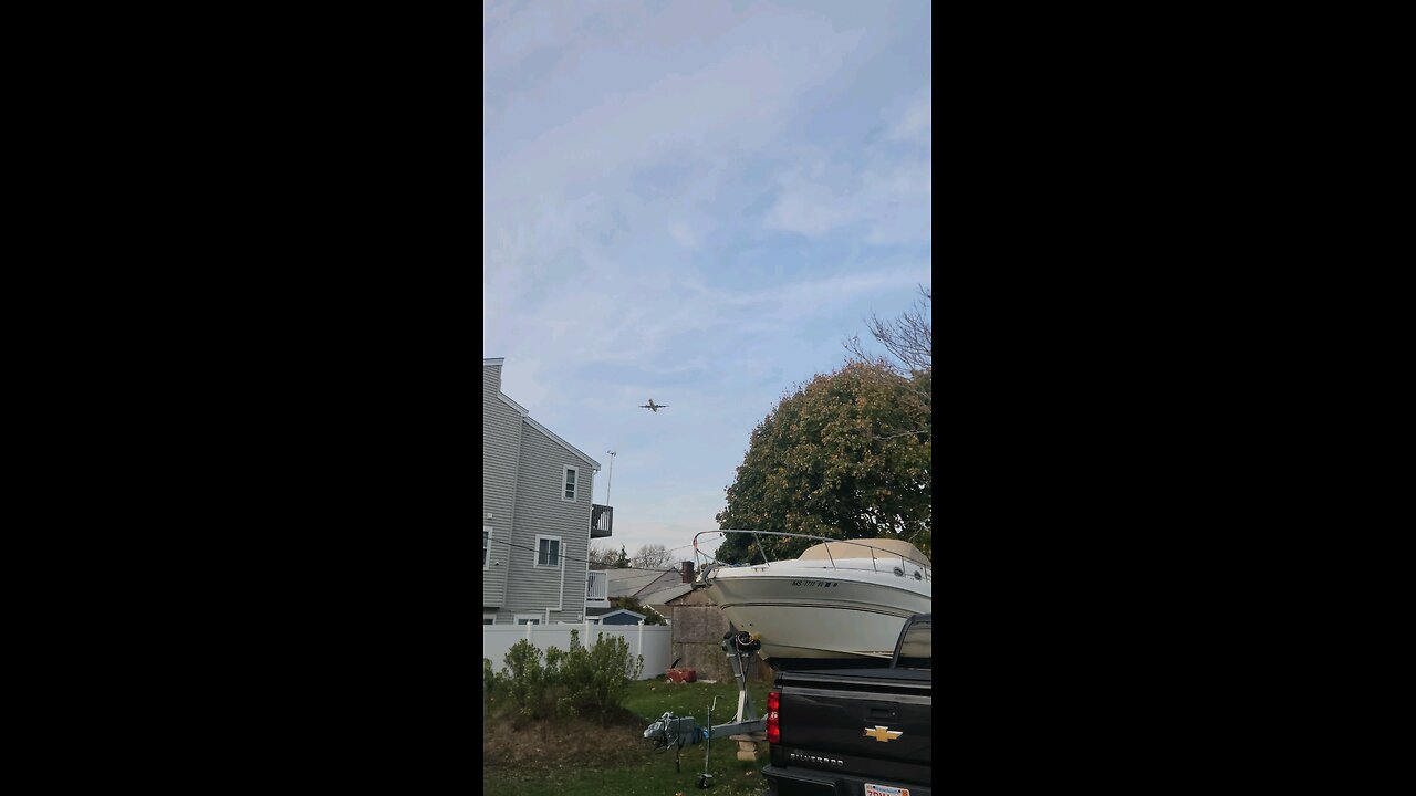 Plane over Revere heading for Logab