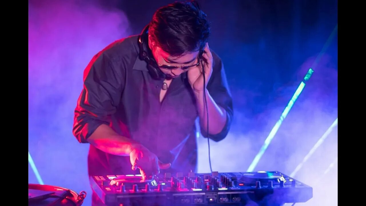 The Ultimate Remix Experience A Visual Journey