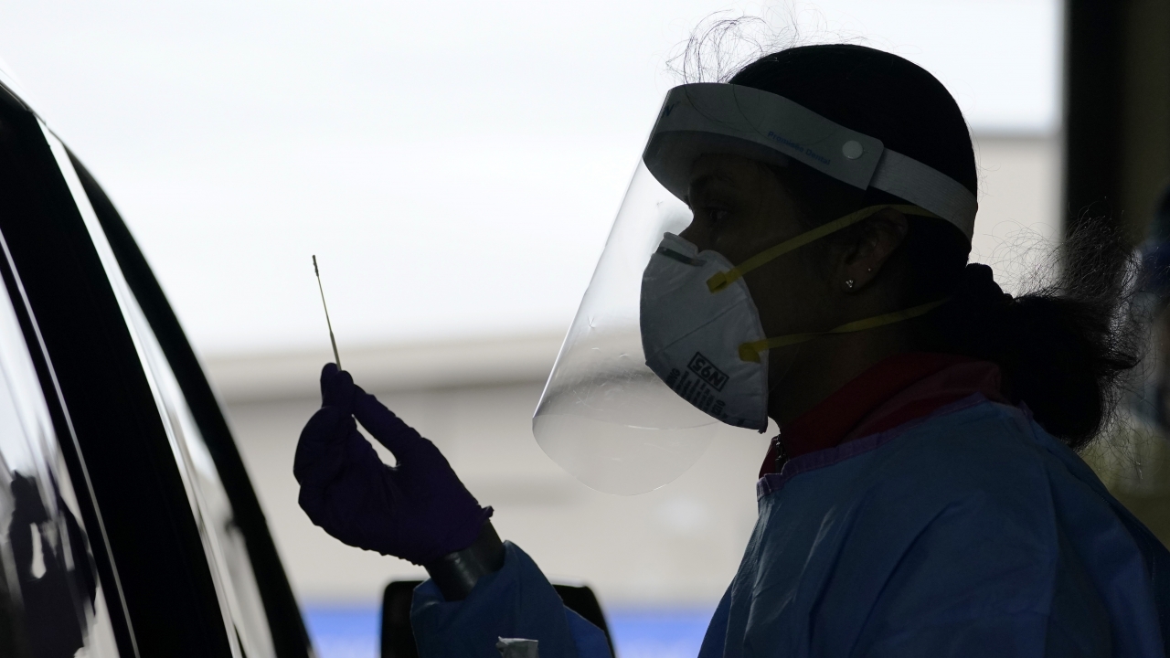 U.S. Reports New Sunday Record Of Nearly 106,000 New COVID-19 Cases