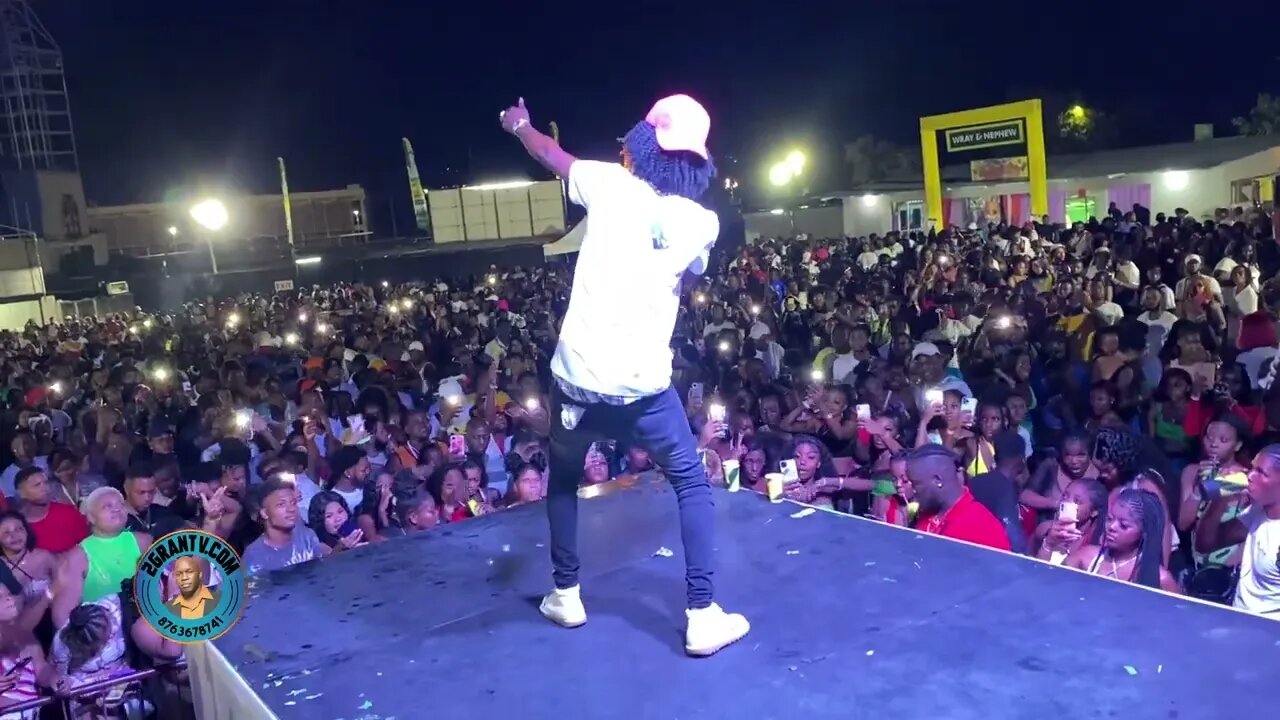 Kash Live Performance, Popular Dancehall video